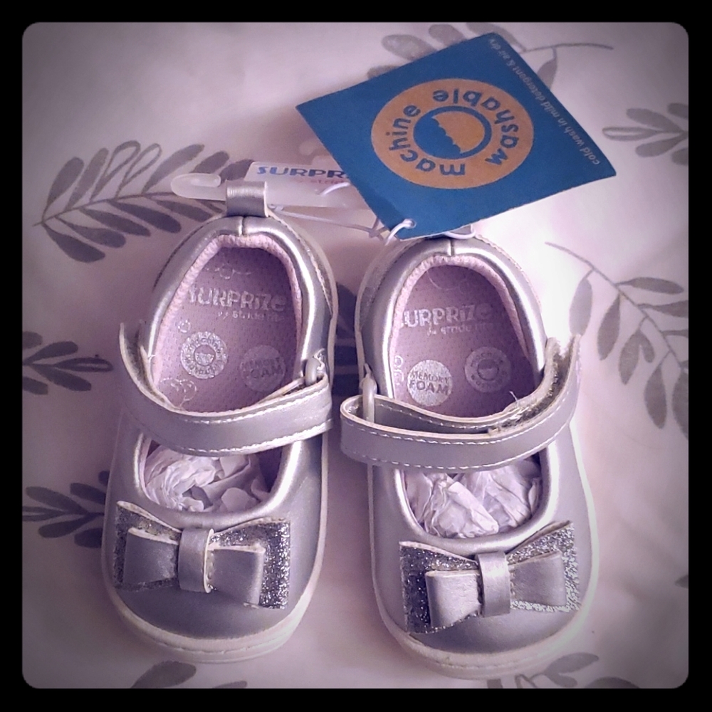 Brand New Baby Stride Rite silver shoes